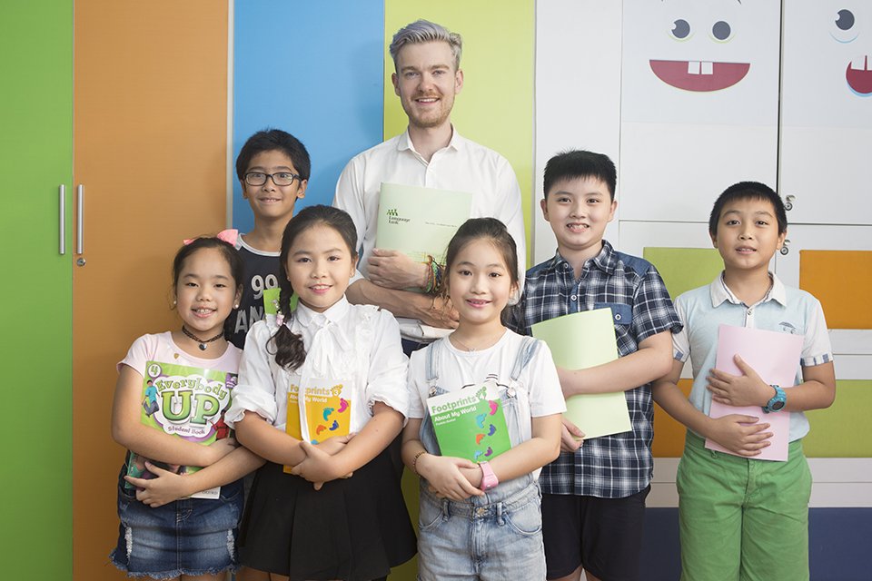 Language Link Vietnam is seeking a small number of full-time and part-time teachers for its Schools Link program.