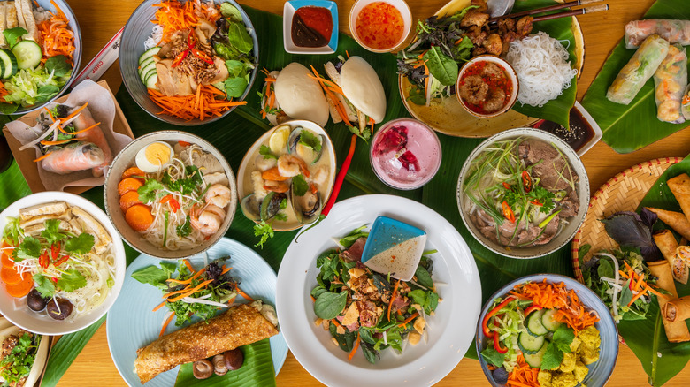 A Vietnamese Breakfast Package for Travelers