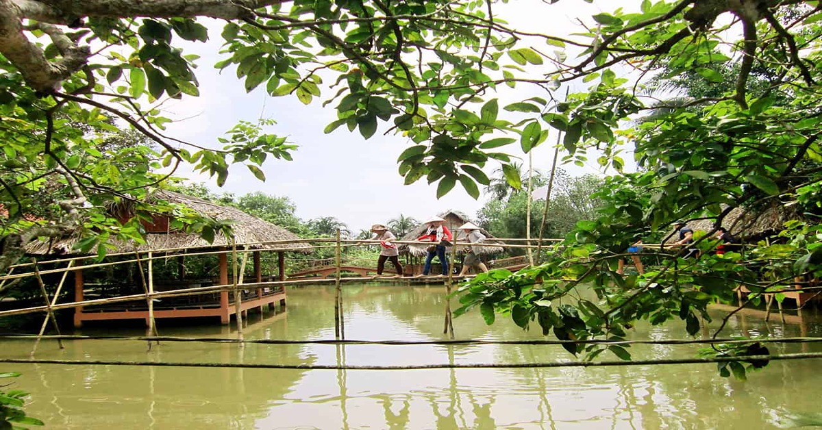 Where to find monkey bridge in Vietnam?