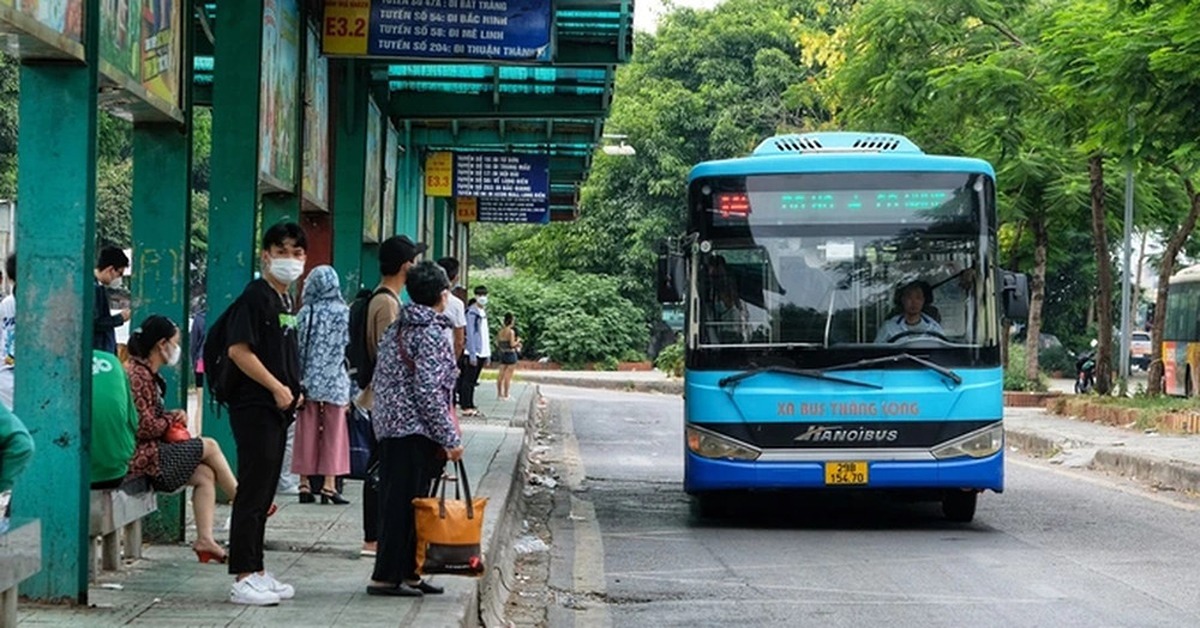 All buses from Hanoi Airport to the Old Quarter